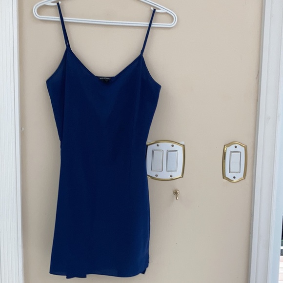 Club Monaco silk dress with underdress - Picture 4 of 5